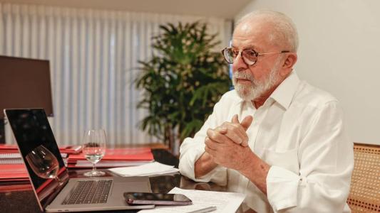 O presidente Luiz Inácio Lula da Silva (PT) conversou com o venezuelano Nicolás Maduro nesta segunda-feira (16)