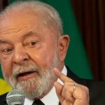 Conseguimos colocar um ministro comunista na Suprema Corte deste país, diz Lula sobre Dino no STF