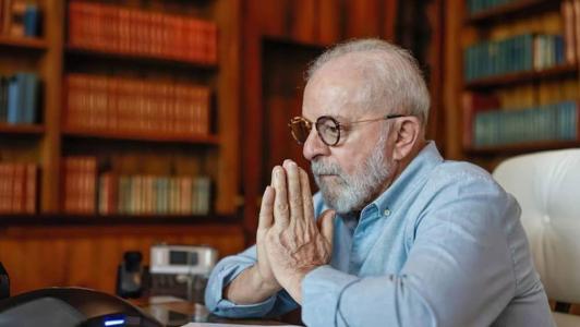 O presidente Luiz Inácio Lula da Silva conversou nesta segunda-feira com o presidente da Rússia, Vladimir Putin