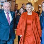 Colunista diz que Janja ‘monopolizou’ almoços com Lula em Brasília