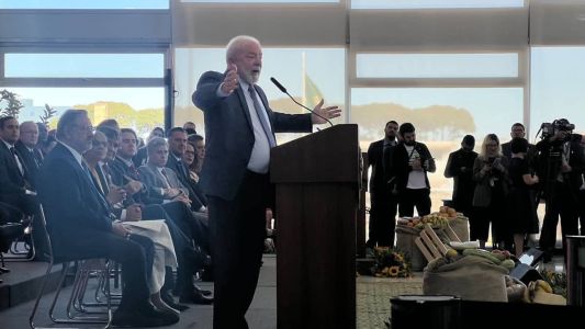 O presidente Lula (PT) discursou para agricultores durante lançamento do Plano Safra para pequenos produtores