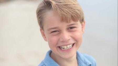 O príncipe George é o segunda na linha de sucessão à coroa britânica