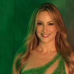 Cláudia Leitte promete agitar o carnaval com novo álbum: REALVERSO - Lado A