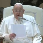 O que é infecção polimicrobiana? Entenda diagnóstico do Papa Francisco