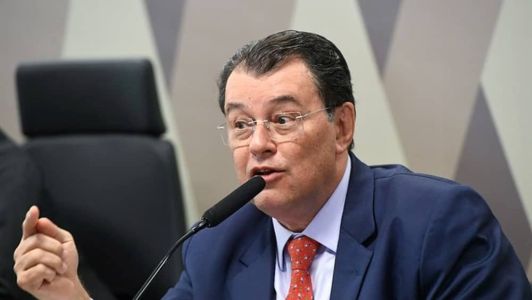 O relator da PEC da Reforma Tributária, senador Eduardo Braga (MDB-AM), se mostrou confiante com a possibilidade de aprovação da matéria, ainda nesta terça-feira (7), no plenário do Senado.