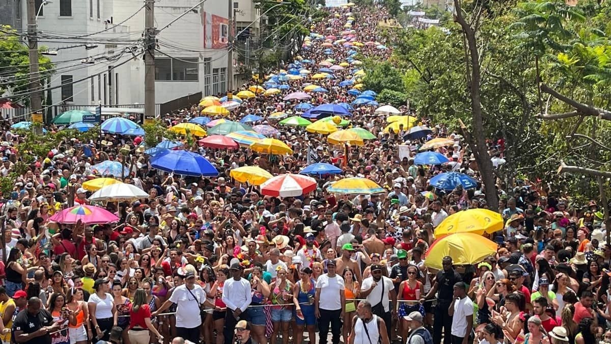 Carnaval de BH: as loucuras dos foliões nas ruas de Belo Horizonte