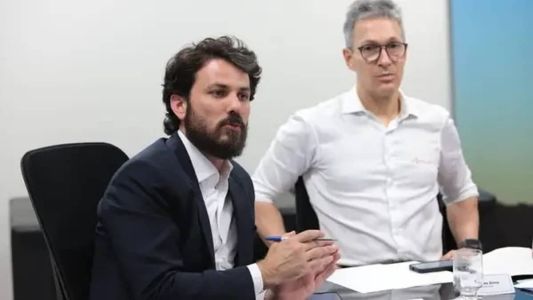 O secretário de Casa Civil, Marcelo Aro (PP), e o governador Romeu Zema (Novo)