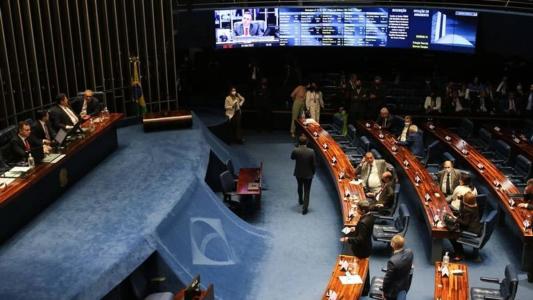 O Senado vai realizar sessão deliberativa nesta segunda-feira (2) para votar projeto de lei que cria o Programa Emergencial Desenrola Brasil