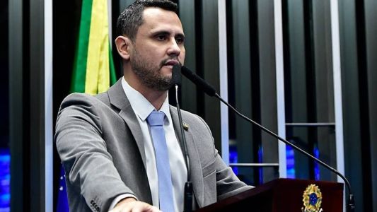 O senador Cleitinho Azevedo