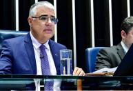 Senador Eduardo Girão será vice na chapa de Zema, confirma campanha