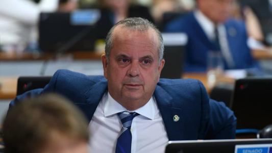 O senador Rogério Marinho