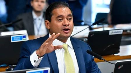 O senador Weverton, que é vice-líder do governo Lula no Senado, anunciou nesta terça-feira (28) que fará a leitura do parecer na semana que vem
