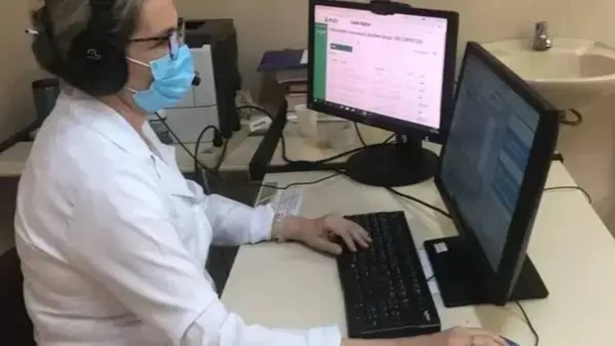 Serviço de teleconsulta funciona normalmente neste domingo em BH