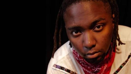 O show acontece no Teatro Raul Belém Machado, no bairro Alípio de Melo