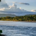 Sabotagem em oleoduto causa vazamento em rio na Amazônia equatoriana