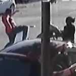 Vídeo: ladrão é agredido e leva 'voadora' ao tentar roubar mulher em Minas