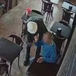 Homem abandona pai de 65 anos em padaria por estar 'cansado' de cuidar dele