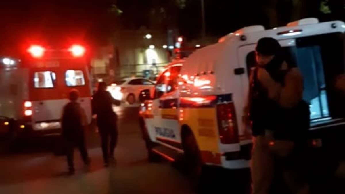Morador em situação de rua esfaqueia homem que recusou dar esmola em BH