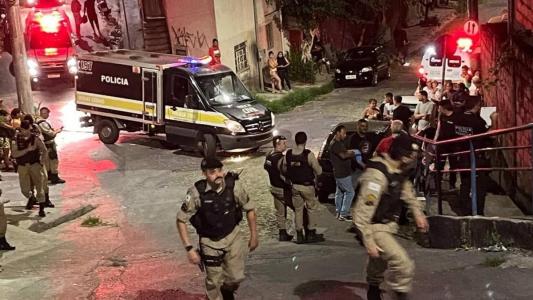 O suspeito teria dado um soco no rosto do Policial Militar