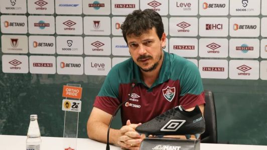 O técnico Fernando Diniz após o clássico entre Fluminense e Flamengo