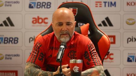 O técnico Jorge Sampaoli no comando do Flamengo