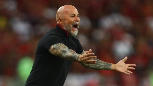 O técnico Jorge Sampaoli fala sobre a movimentação do Flamengo na janela de transferências