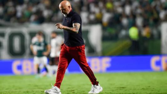 O técnico Jorge Sampaoli durante a partida entre Flamengo e Goiás
