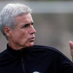 Decisão de Luís Castro fica para terça, e técnico é aguardado no CT do Botafogo