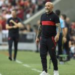 Sampaoli, do Flamengo, move ação contra Neto, que o acusou de racismo