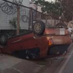 Carro capota e complica o trânsito na Via Expressa, na Grande BH