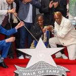 Tupac Shakur recebe estrela na Calçada da Fama