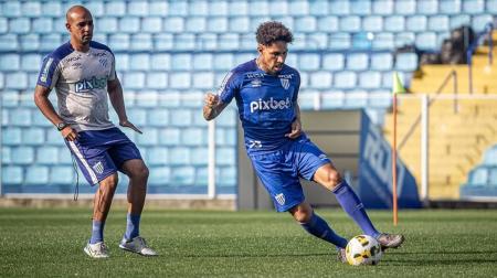 O último clube de Paolo Guerrero foi o Avaí