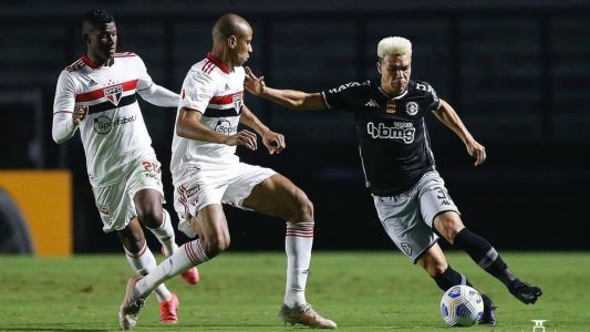 O último confronto entre Vasco e São Paulo em São Januário  foi em 2021 pela Copa do Brasil, com vitória paulista por 2 a 1