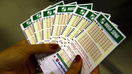 O valor da aposta simples na Mega é de R$ 4,50
