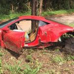Ferrari fica completamente destruída após acidente na BR-040; veja imagens