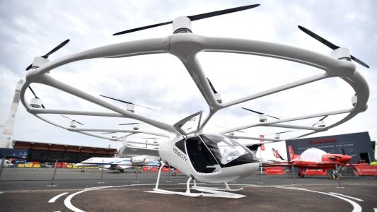 O veículo fez uma demonstração bem sucedida no Salão da Aeronáutica, nos arredores de Paris