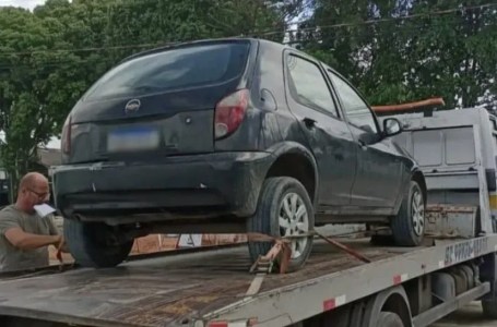 O veículo foi removido para um pátio credenciado