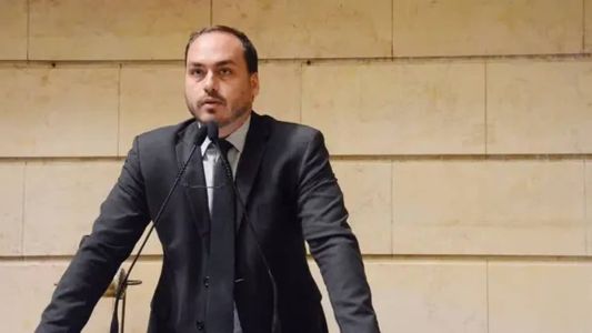 O vereador Carlos Bolsonaro