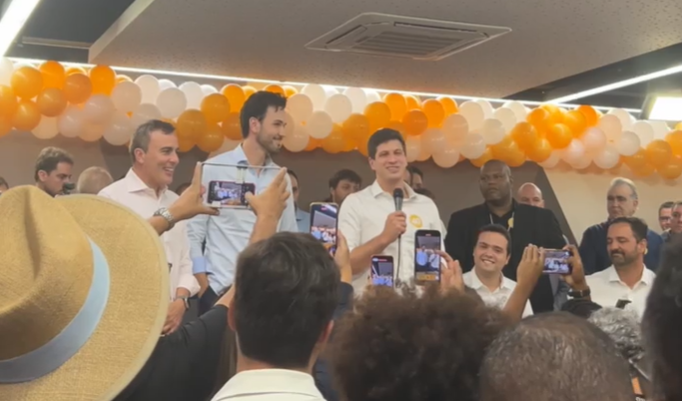 Com presença de João Campos e Tadeuzinho, PSB empossa novo presidente do diretório estadual