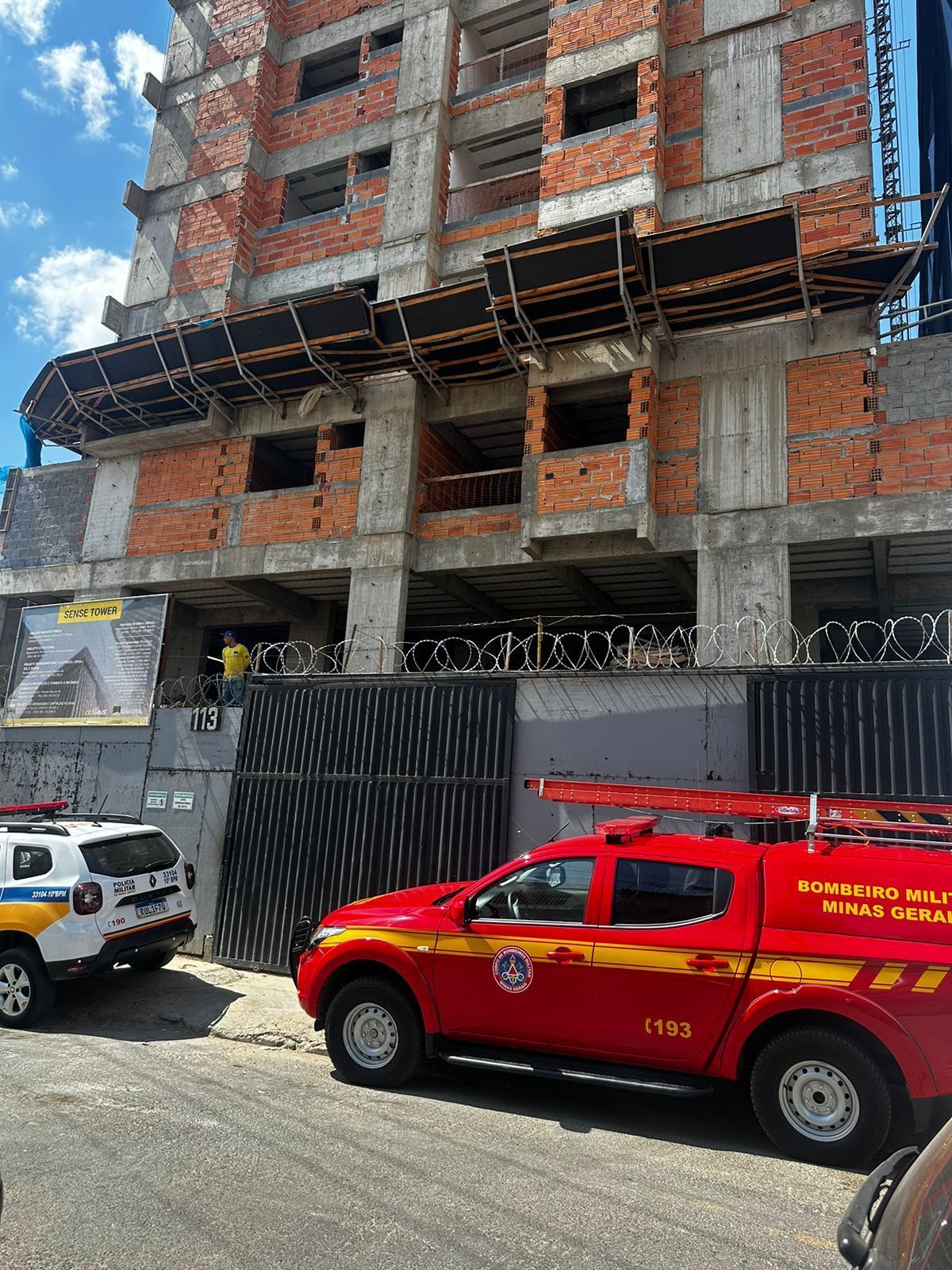 Jovem de 21 anos morre soterrado em obra em Montes Claros (MG)