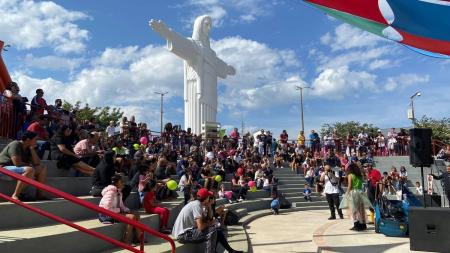Obras de revitalização da praça do Barreiro duraram 10 meses e custaram R$ 1,1 milhão