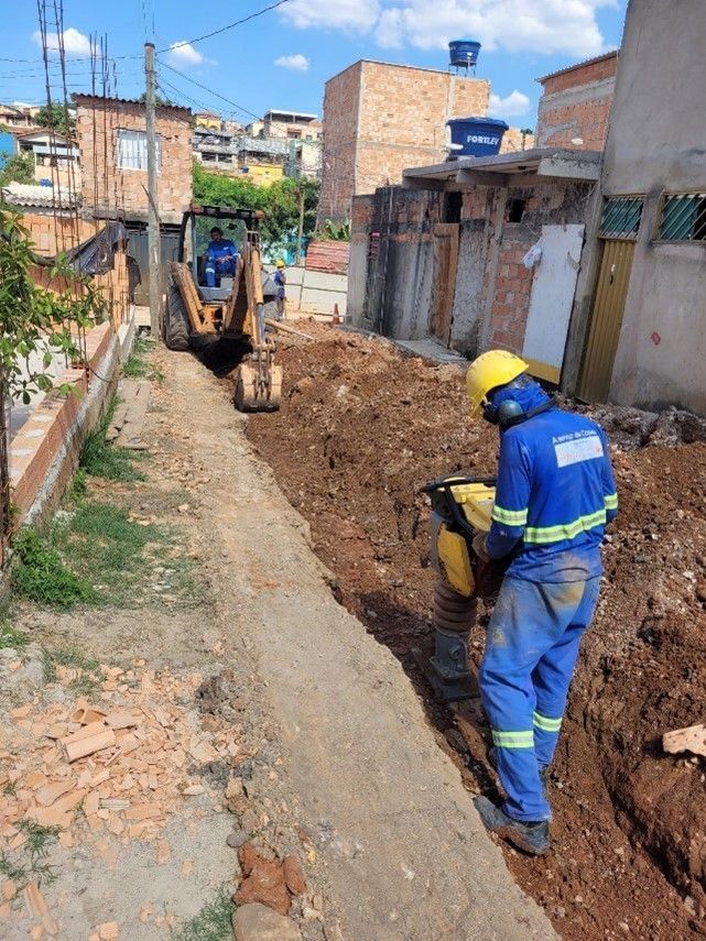 Obras de ampliação das redes de água e esgoto da Lagoa da Pampulha irão beneficiar  comunidades de Contagem