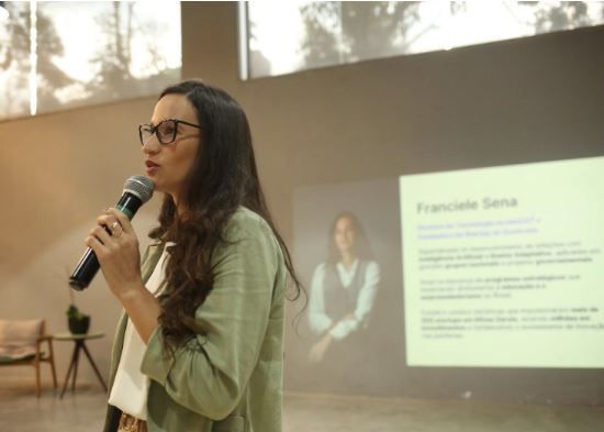 Inteligência artificial como aliada do professor