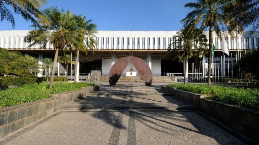 Obstrução impediu votações em plenário na reta final de maio