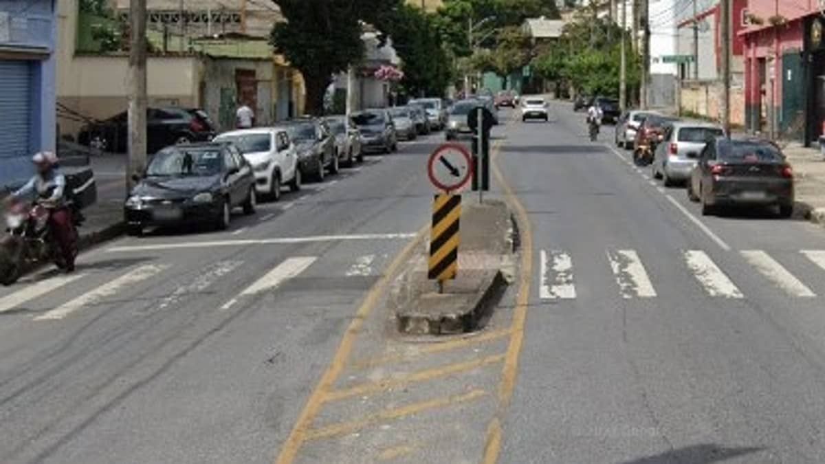 Suspeito de assaltar motorista de aplicativo é morto após trocar tiros com a PM no bairro Santa Efigênia, em BH 