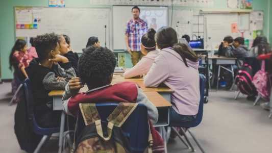 Oito em cada 10 professores não pretendem mudar de profissão