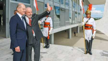 Olaf Scholz e Lula discutiram sobre guerra entre Rússia e Ucrânia em reunião bilateral em Brasília