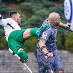 Jogador amputado vence o Prêmio Puskas e desbanca gol de Richarlison