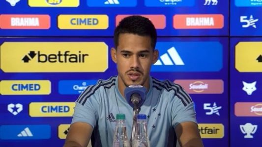 Oliveira disse que jogadores precisam 'trabalhar mais e falar menos' antes de clássico