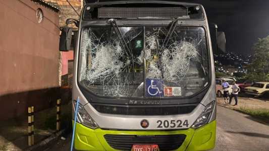 Ônibus com torcedores do Galo foi atacado próximo ao Anel Rodoviário, em novembro